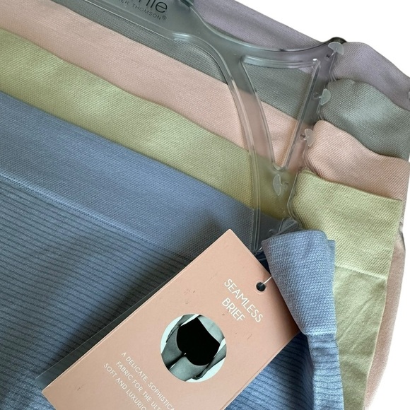 Yummie 5-PK Seamless Briefs Panties - Picture 5 of 6